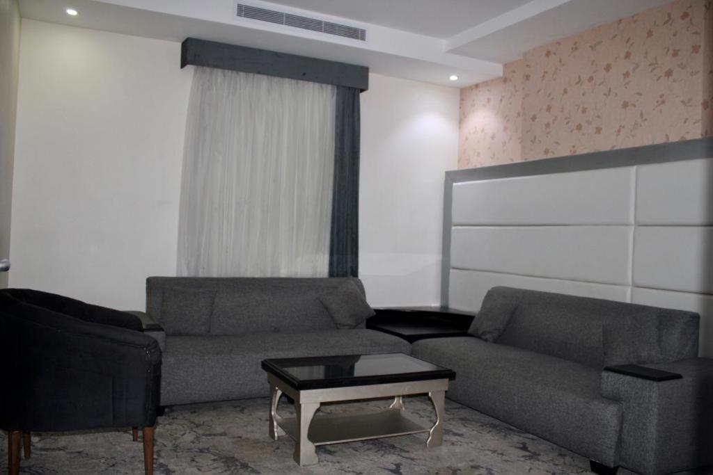 Shouel Inn Furnished Apartments Main image 2